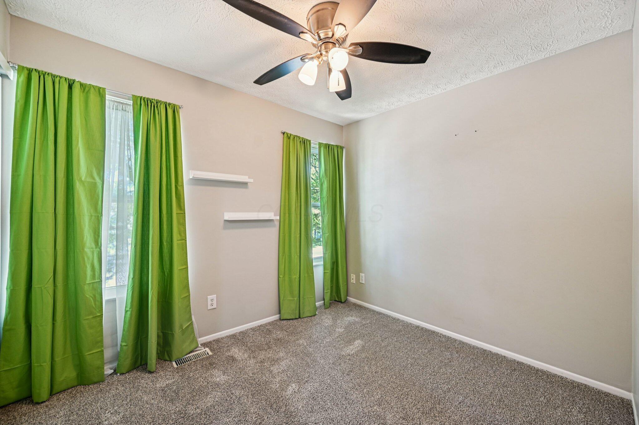 866 Riggsby Road Galloway, OH 43119 - Photo 20 of 34 Bedroom #2