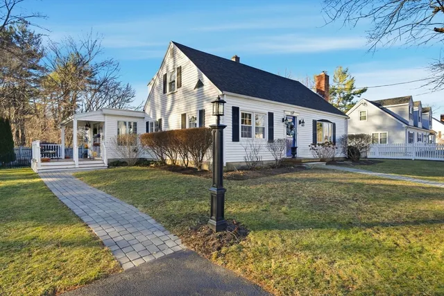 $685,000 | 17 Carson Avenue, Wilmington, MA 01887