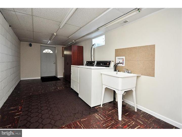 9122 Wooden Bridge Road Philadelphia, PA 19136 - Photo 25 of 25 Laundry Room