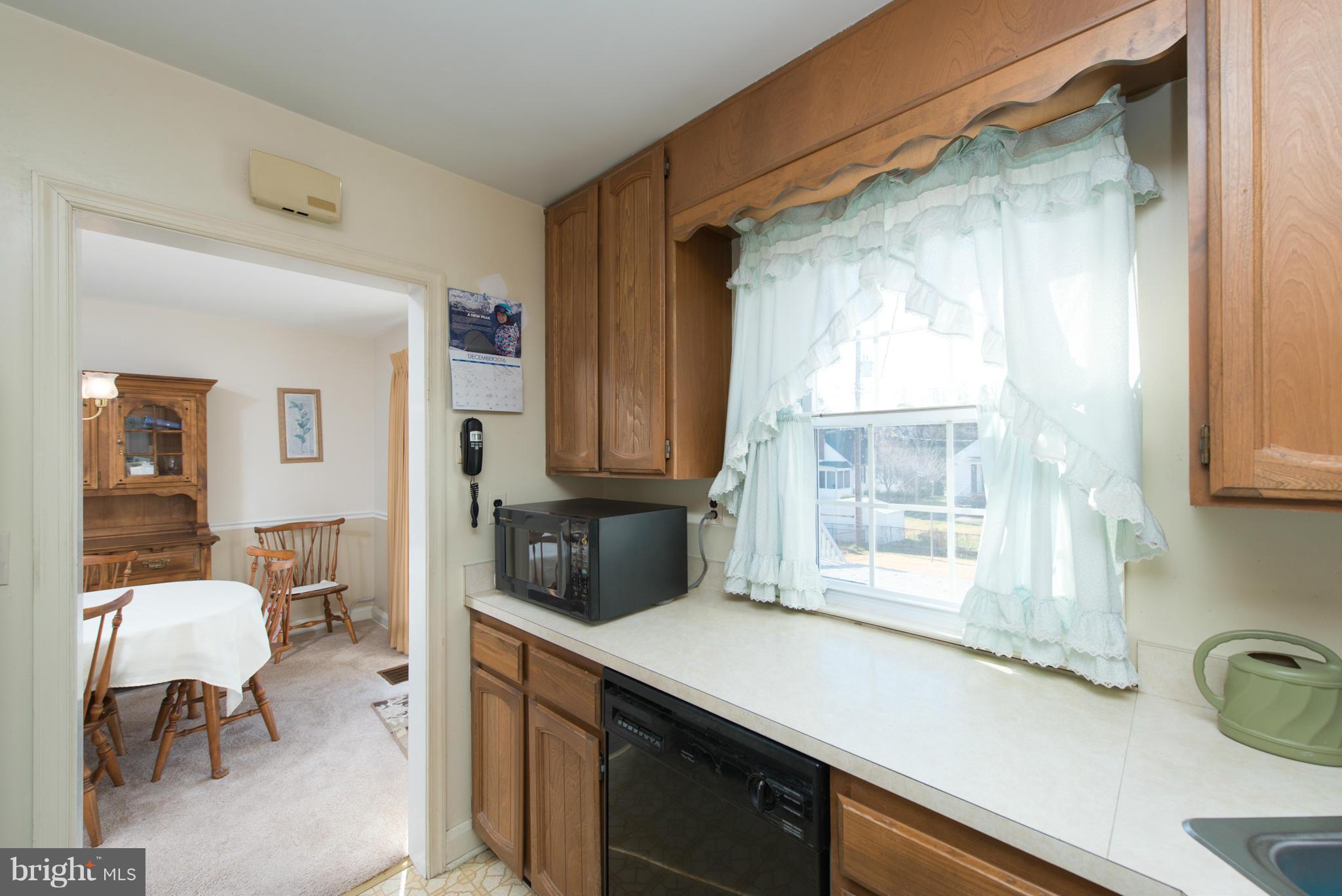 3315 Acton Road Baltimore, MD 21234 - Photo 11 of 28 Kitchen