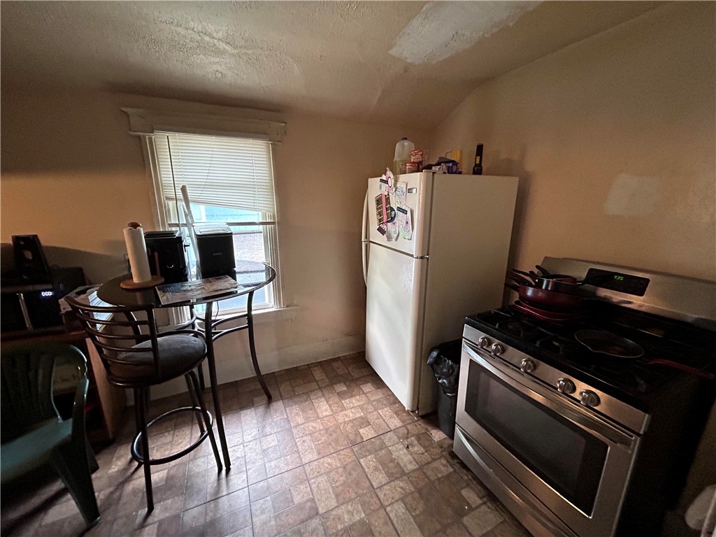 71 Ontario Street Rochester, NY 14605 - Photo 6 of 15