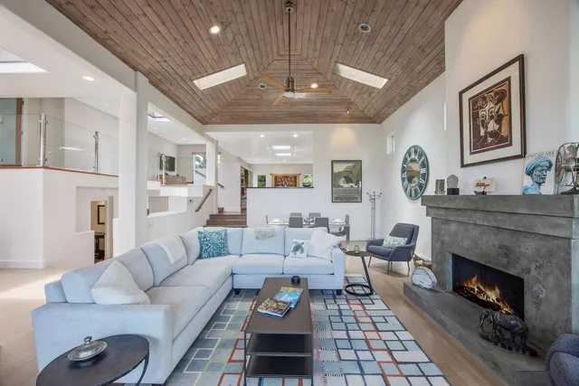 $7,900,000 | 1312 Shoreline Drive, Santa Barbara, CA 93109