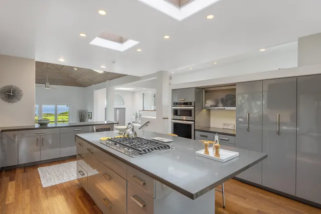 $7,900,000 | 1312 Shoreline Drive, Santa Barbara, CA 93109