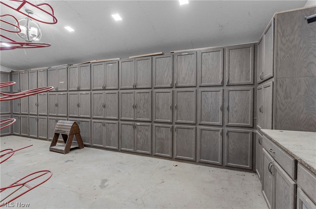 16490 Munn Road Chagrin Falls, OH 44023 - Photo 21 of 37