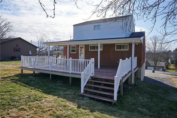 $249,900 | 206 Oak Drive, Kittanning, PA 16201