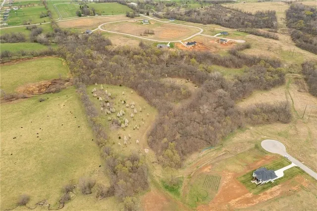 $530,000 | 14400 Stringtown Ct Lake, Greenwood, MO 64034