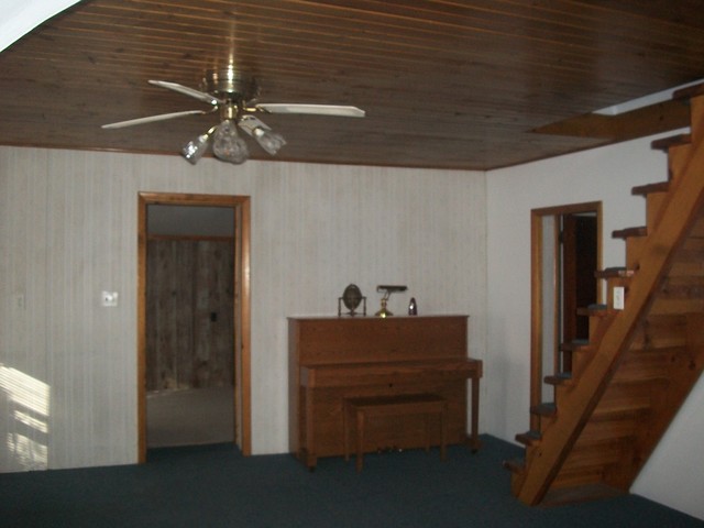 2755 Shaw Road Compton, IL 61318 - Photo 2 of 21 a room with furniture and stairs
