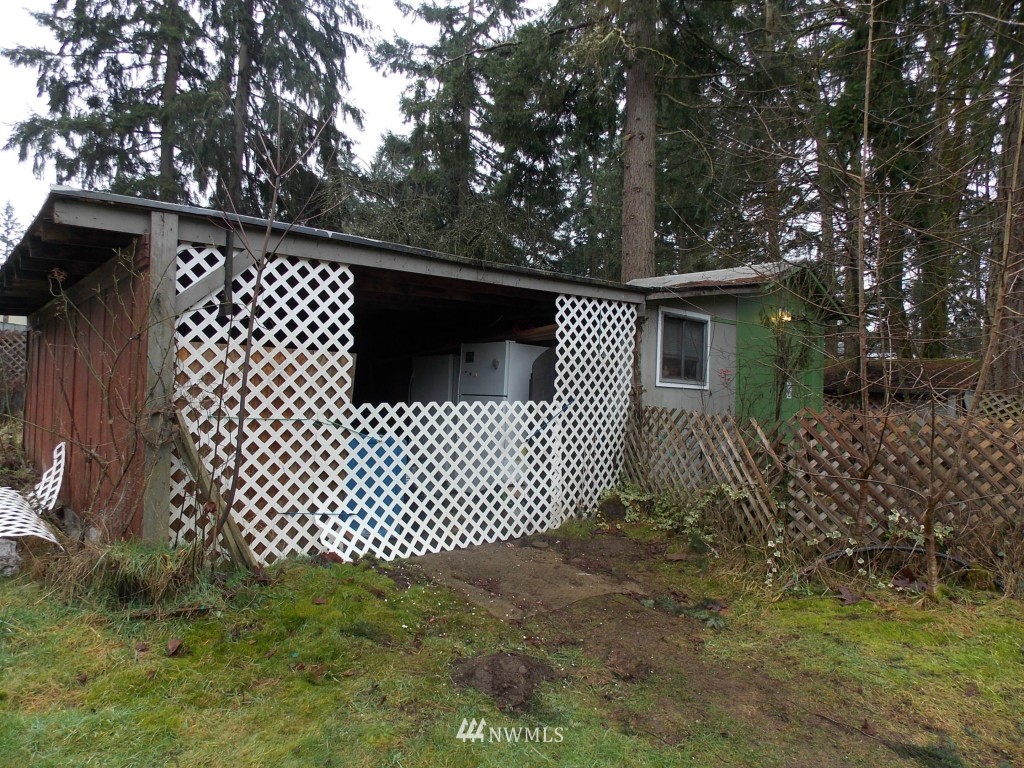 18981 Cook Road Southeast Yelm, WA 98597 - Photo 4 of 21 Gallery Image 4