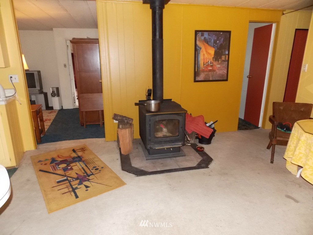 18981 Cook Road Southeast Yelm, WA 98597 - Photo 10 of 21 Gallery Image 10