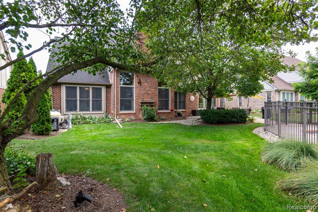 45340 Lothrop Road Canton, MI 48188 - Photo 65 of 80