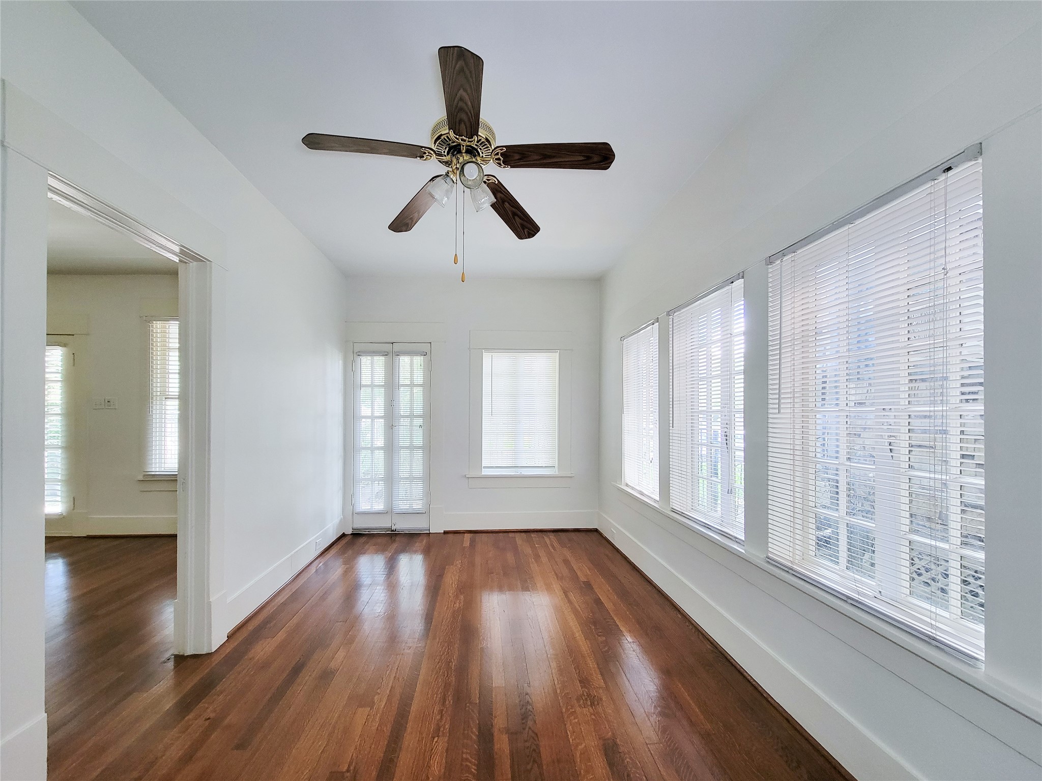815 Sul Ross Street, Unit 1 Houston, TX 77006 - Photo 7 of 19