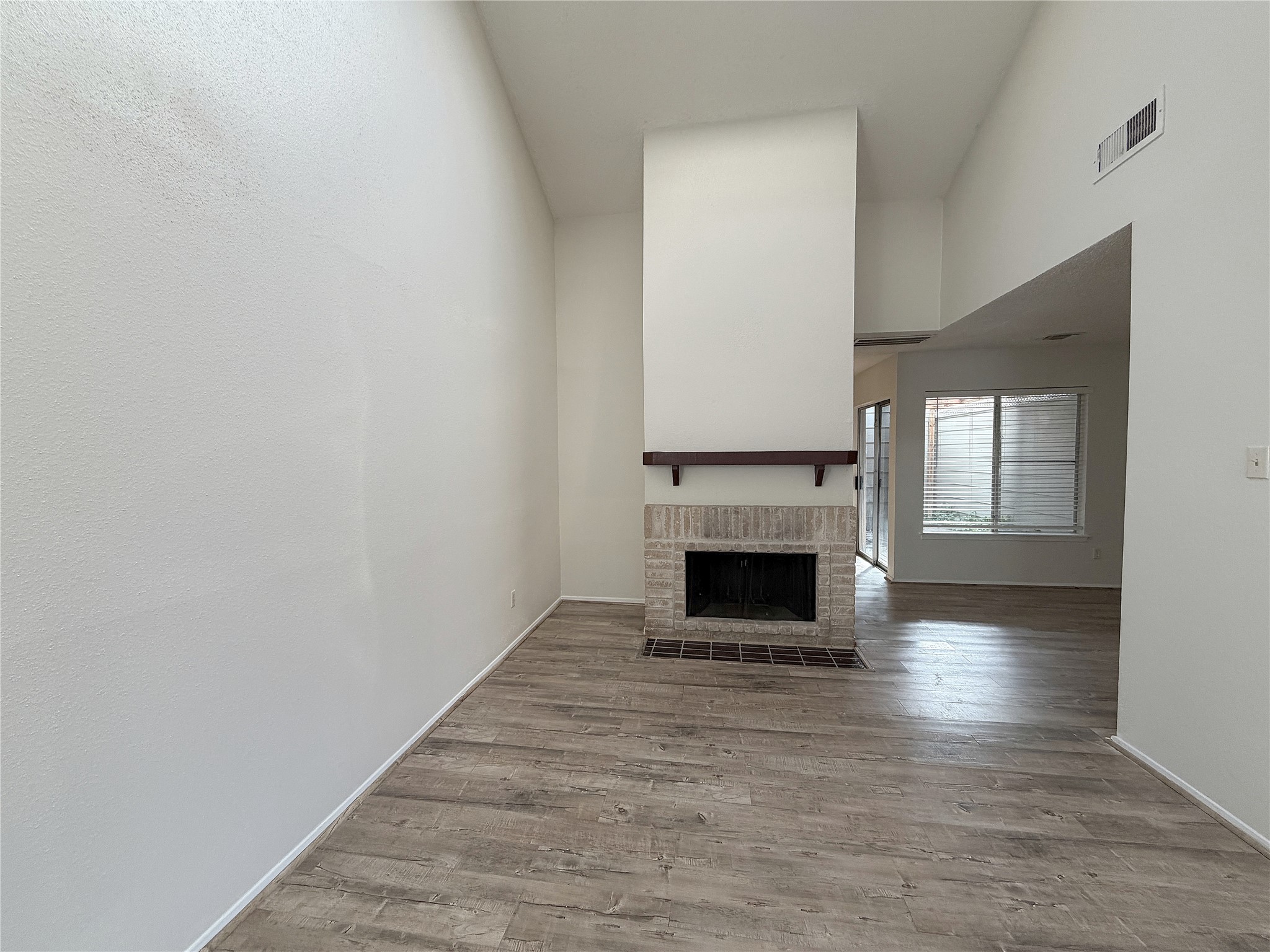 7103 Brendam Lane Houston, TX 77072 - Photo 6 of 24