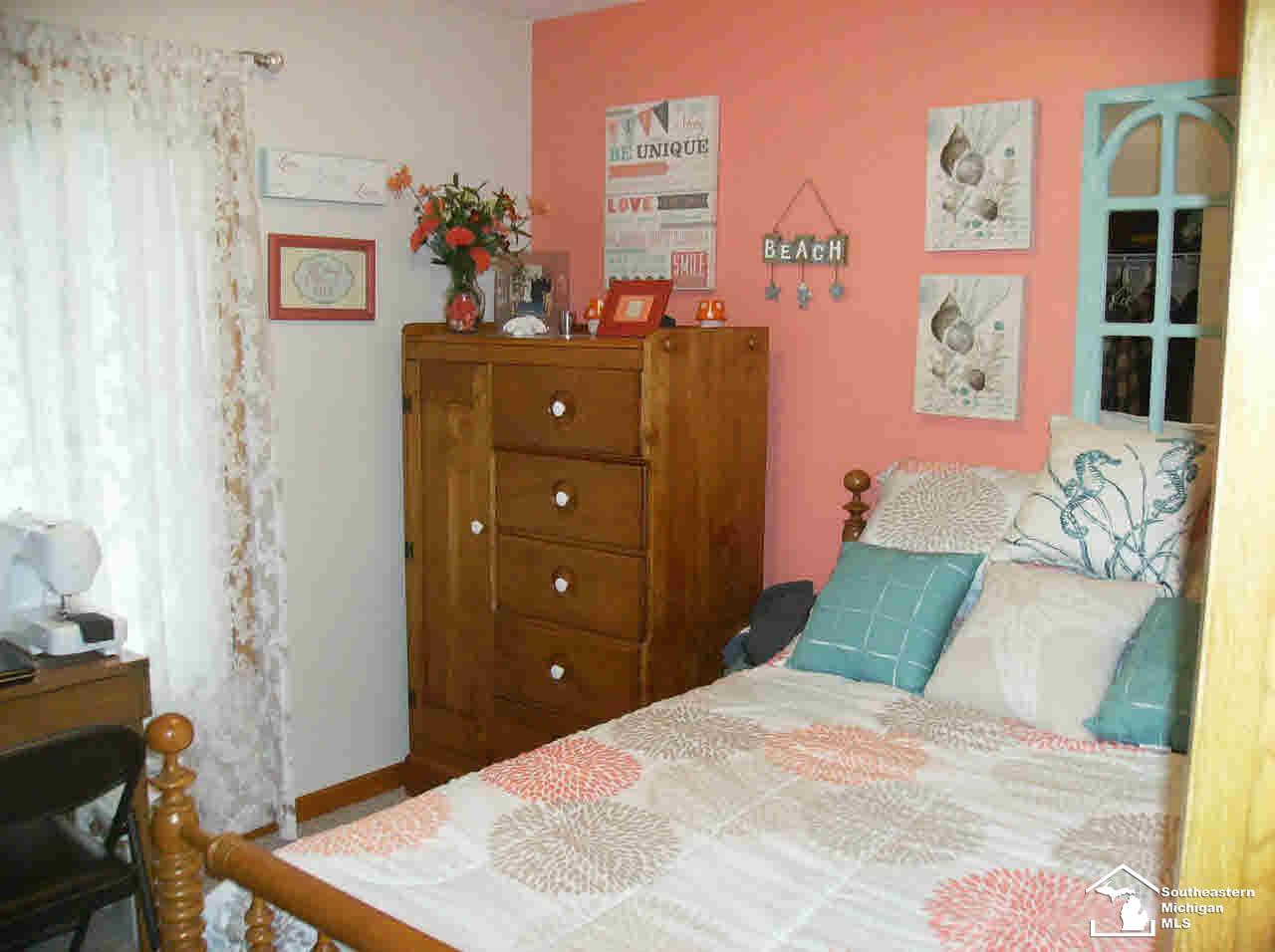 12994 Calhoun Road Milan, MI 48160 - Photo 14 of 25