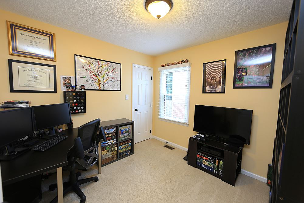 1009 Sheetbend Lane Raleigh, NC 27606 - Photo 12 of 22 Bedroom 3