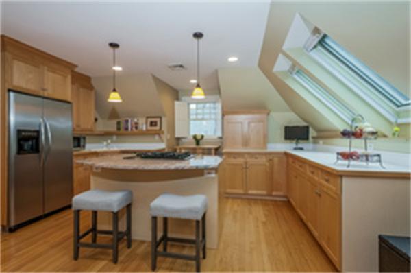 2 Gardner Road, Unit 3 Brookline, MA 02445 - Photo 2 of 24