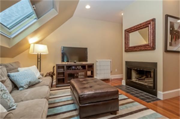 2 Gardner Road, Unit 3 Brookline, MA 02445 - Photo 8 of 24