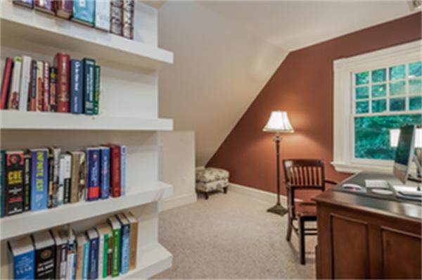 2 Gardner Road, Unit 3 Brookline, MA 02445 - Photo 10 of 24