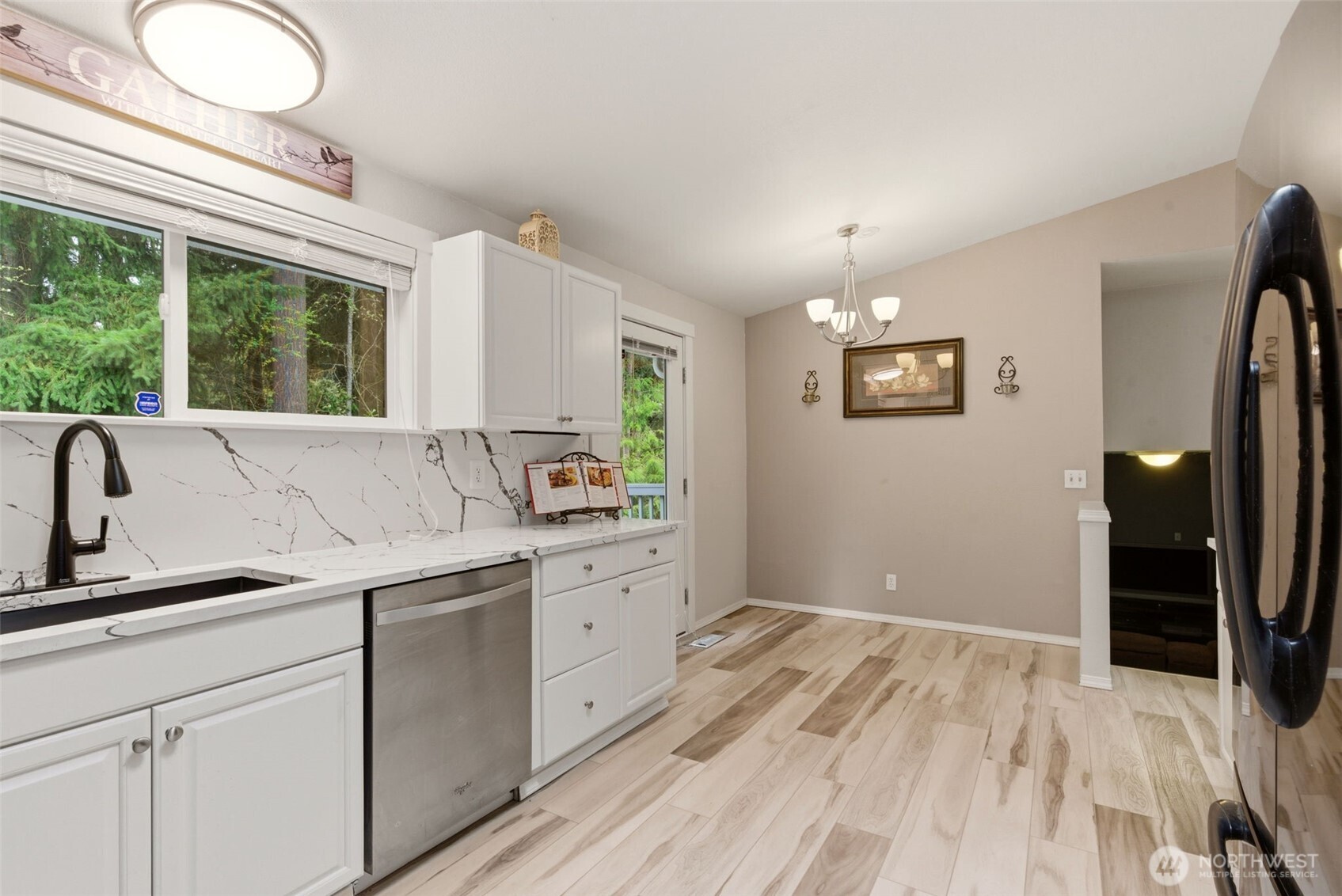 19005 63rd Street East Lake Tapps, WA 98391 - Photo 14 of 40