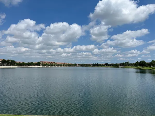 $3,350 | 817 La Cima, Irving, TX 75039