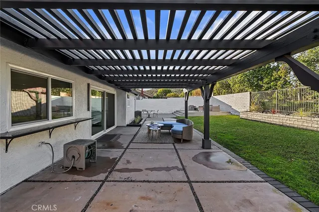 $1,225,000 | 205 Cedar Heights Drive, Thousand Oaks, CA 91360