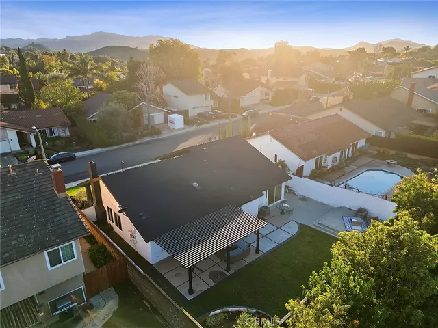 $1,225,000 | 205 Cedar Heights Drive, Thousand Oaks, CA 91360