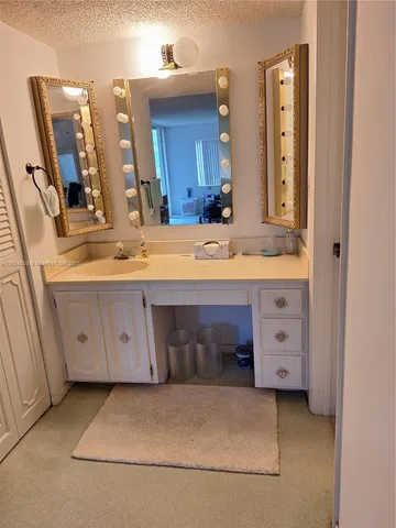 $109,900 | 3940 Inverrary Boulevard, Unit 402A, Lauderhill, FL 33319