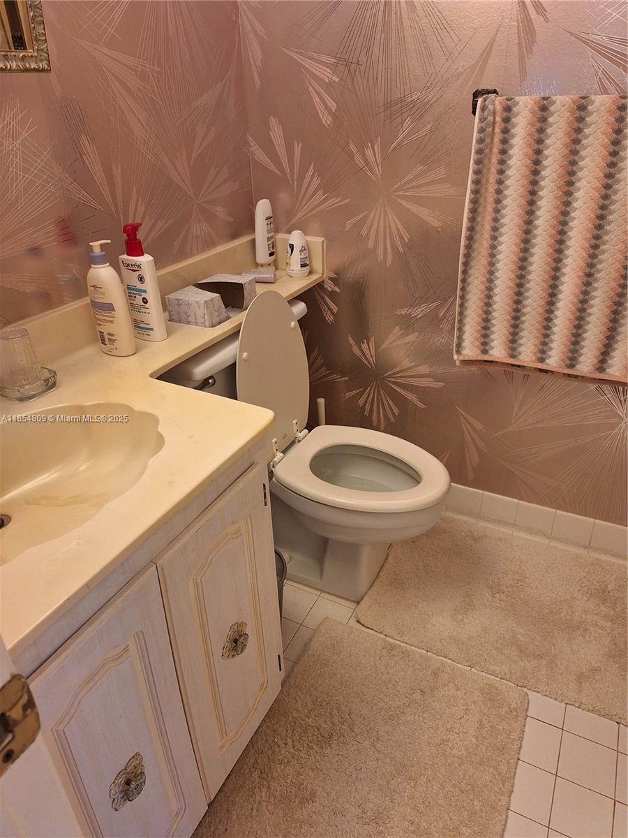 3940 Inverrary Boulevard, Unit 402A Lauderhill, FL 33319 - Photo 23 of 27