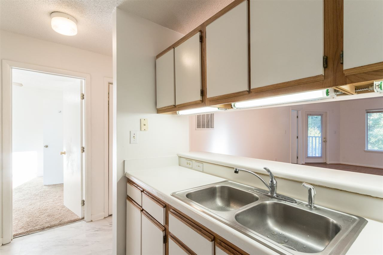1230 University Court, Unit 302 Raleigh, NC 27606 - Photo 5 of 30 Photo 5
