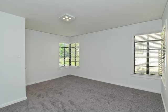 $2,500 | 3742 Charleston Street, Houston, TX 77021