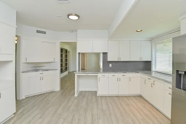 $2,500 | 3742 Charleston Street, Houston, TX 77021