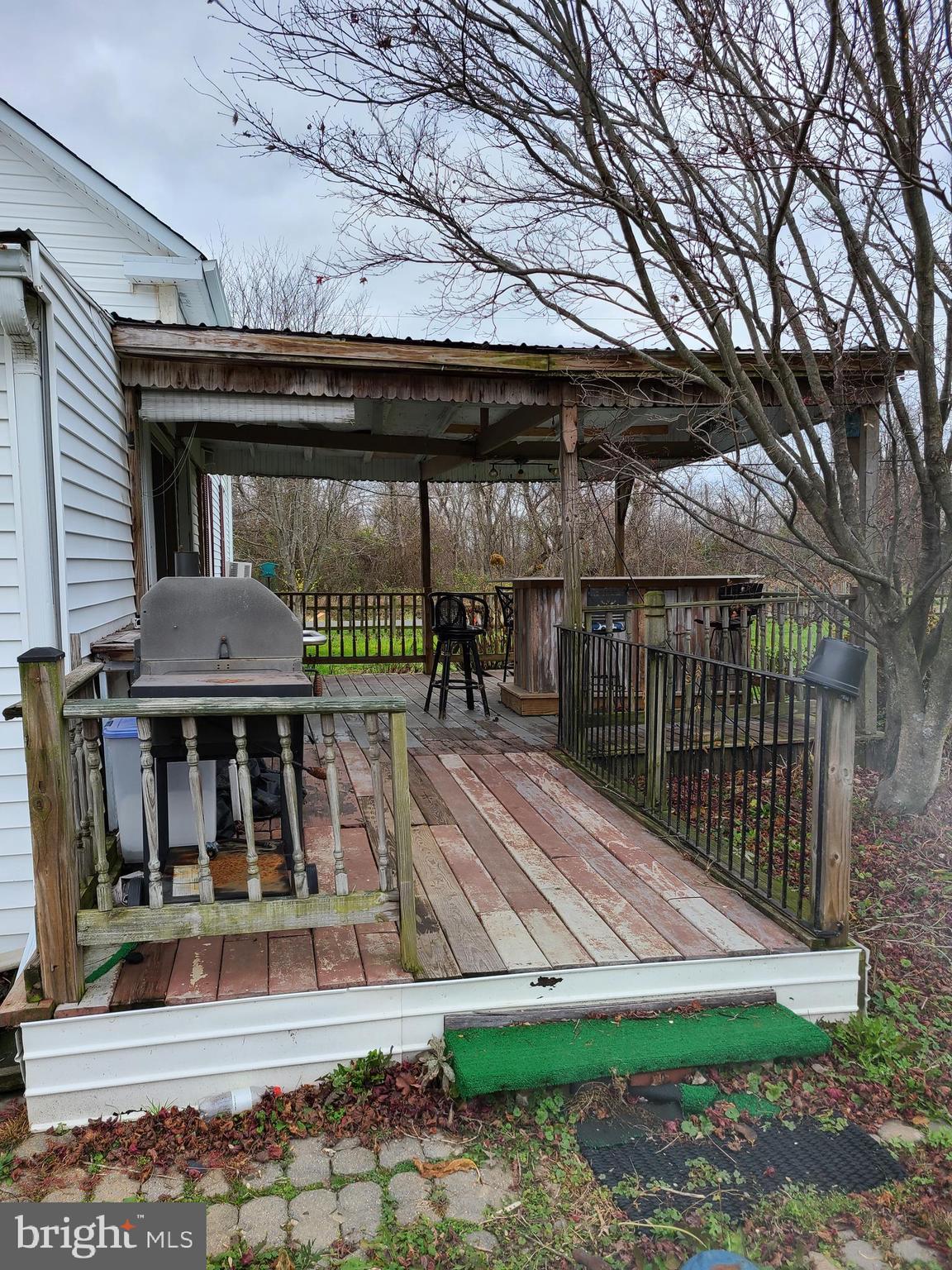 9549 Keys Chapel Road Union Bridge, MD 21791 - Photo 4 of 15 Deck
