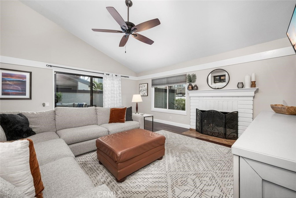 570 Old Ranch Road, Unit 17 Seal Beach, CA 90740 - Photo 17 of 68