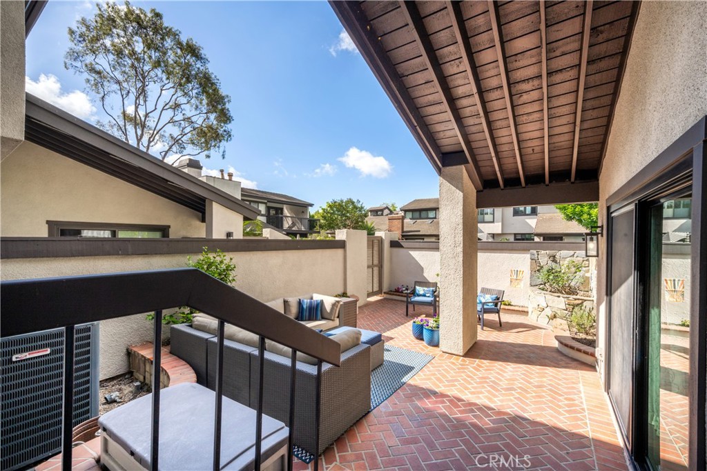 570 Old Ranch Road, Unit 17 Seal Beach, CA 90740 - Photo 7 of 68