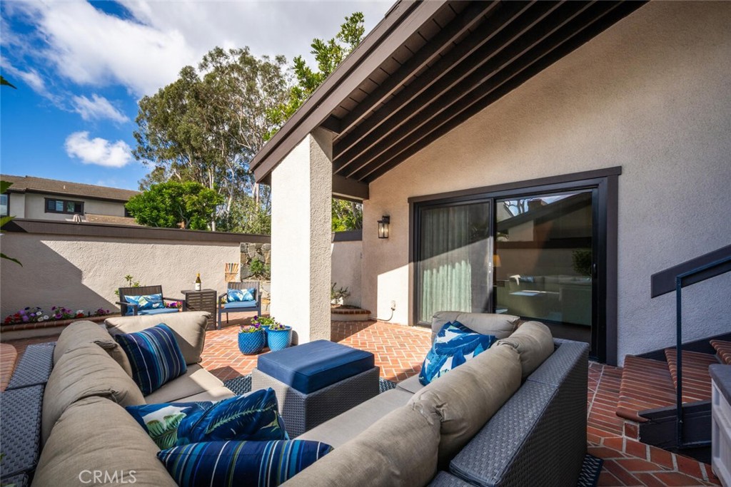 570 Old Ranch Road, Unit 17 Seal Beach, CA 90740 - Photo 8 of 68