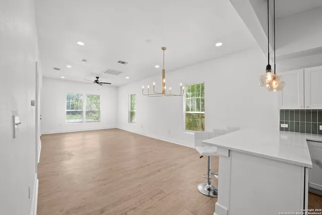 $1,790 | 725 Westfall Avenue, San Antonio, TX 78210