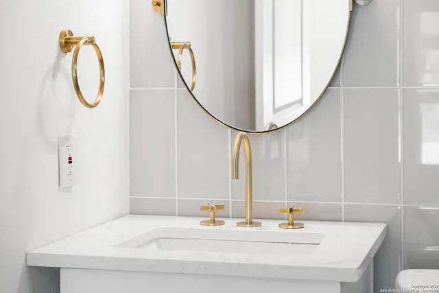 $1,790 | 725 Westfall Avenue, San Antonio, TX 78210