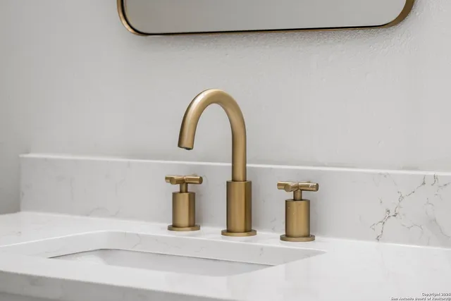 $1,790 | 725 Westfall Avenue, San Antonio, TX 78210