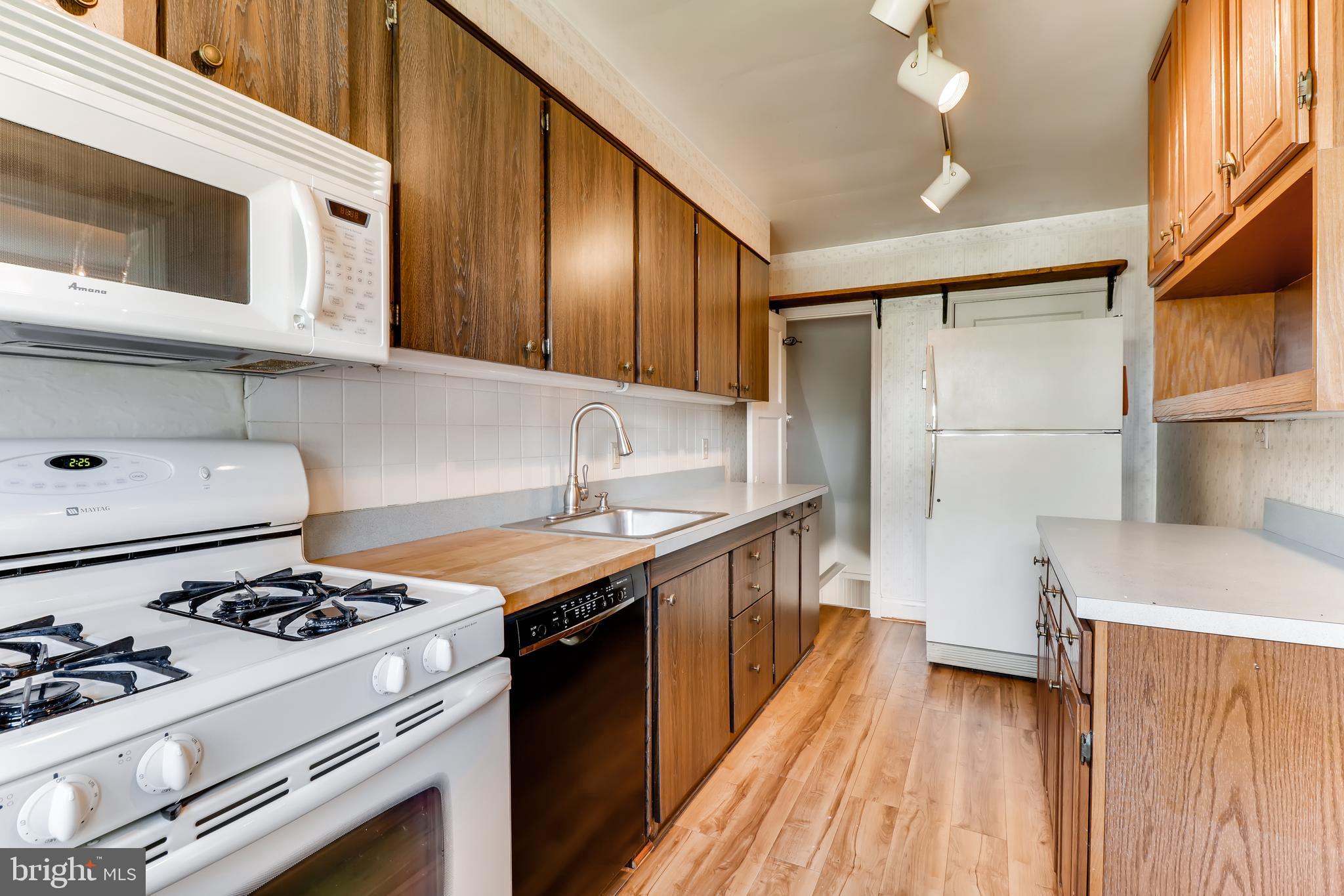 420 Overbrook Road Baltimore, MD 21212 - Photo 11 of 32