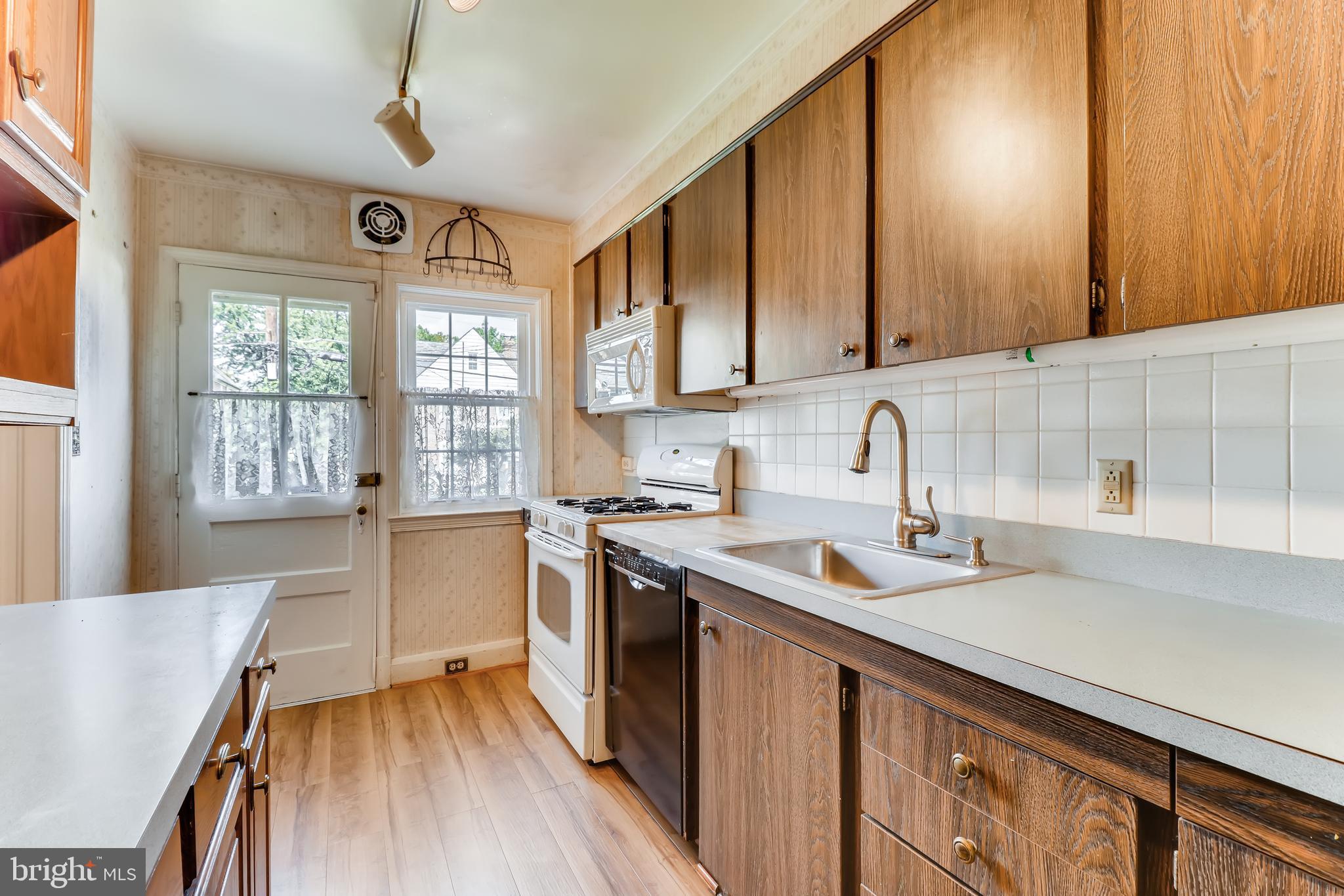 420 Overbrook Road Baltimore, MD 21212 - Photo 14 of 32