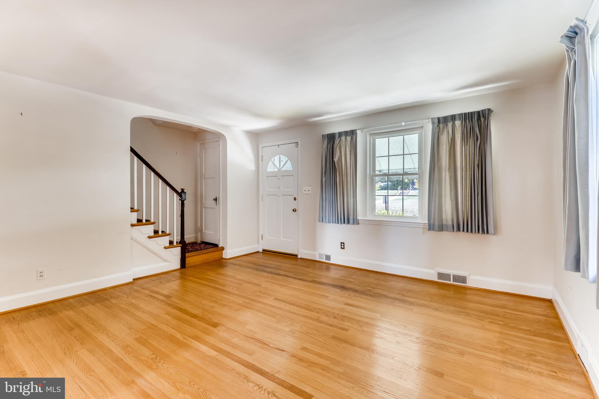 420 Overbrook Road Baltimore, MD 21212 - Photo 6 of 32