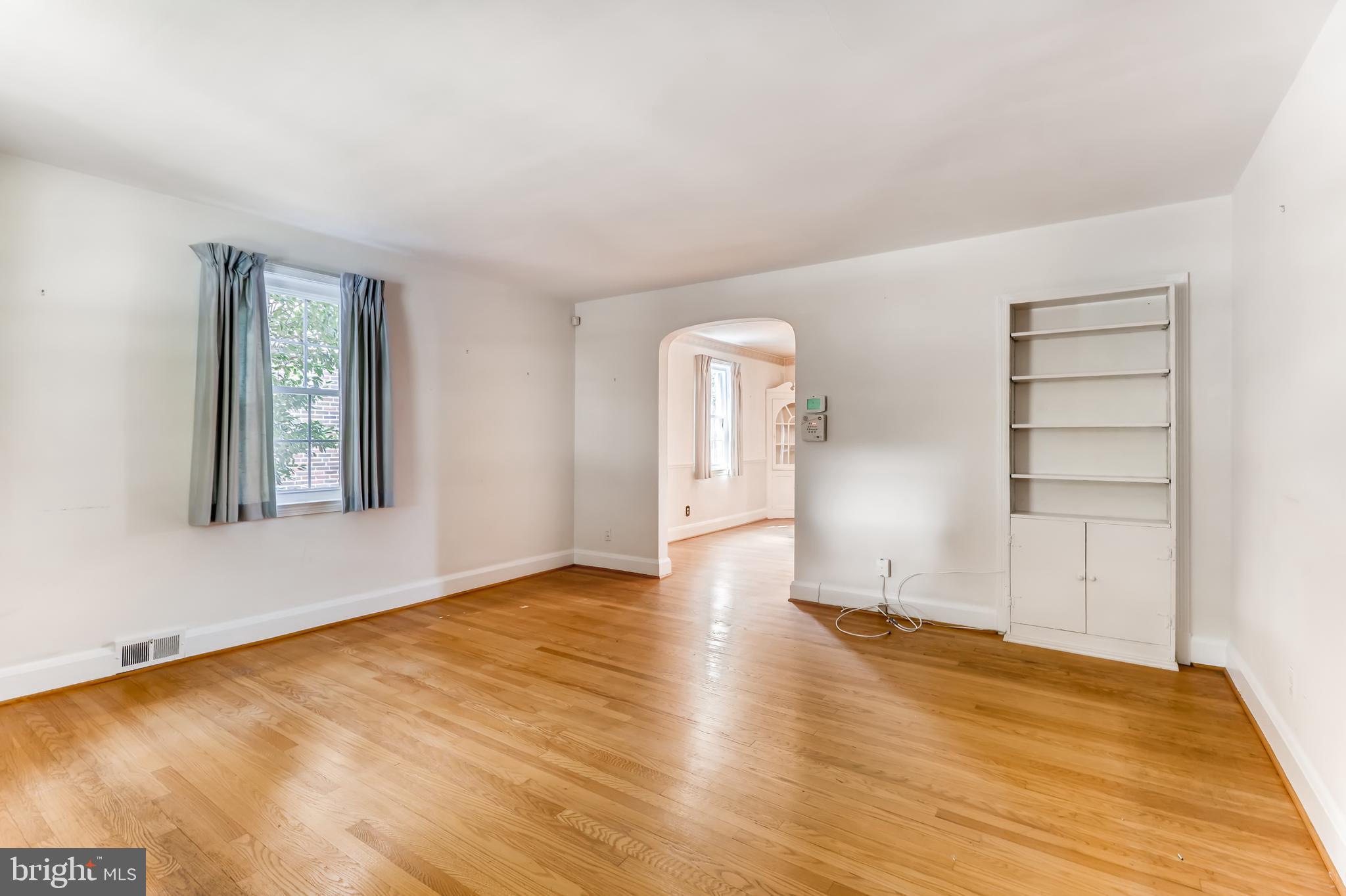420 Overbrook Road Baltimore, MD 21212 - Photo 8 of 32