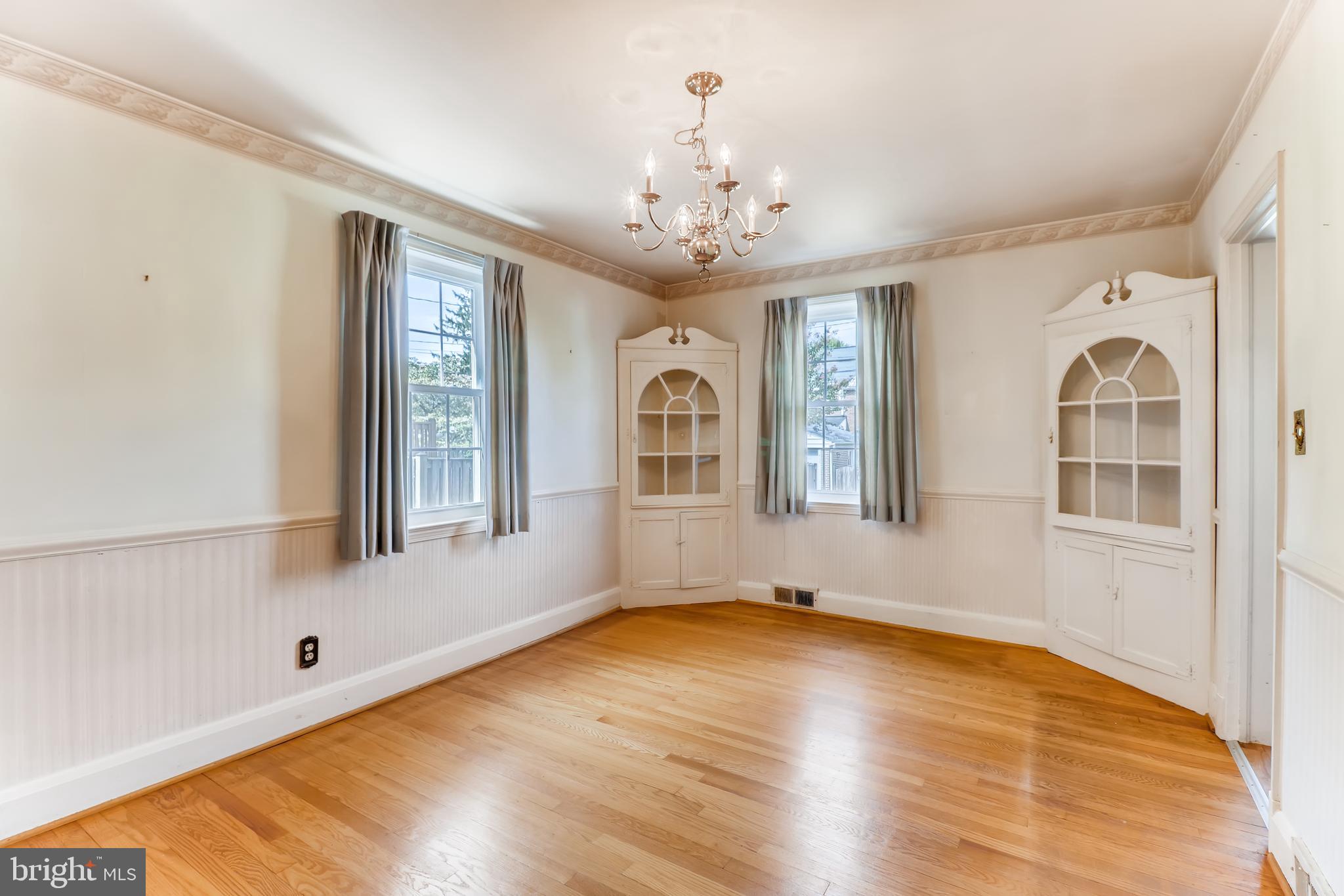 420 Overbrook Road Baltimore, MD 21212 - Photo 10 of 32