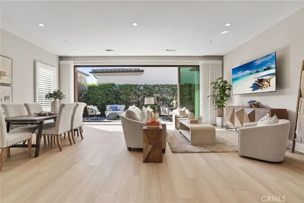 $2,058,000 | 130 Donati, Irvine, CA 92602