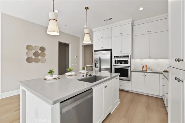 $2,058,000 | 130 Donati, Irvine, CA 92602