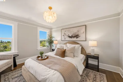 $1,485,000 | 5765 Manila Avenue, Oakland, CA 94618
