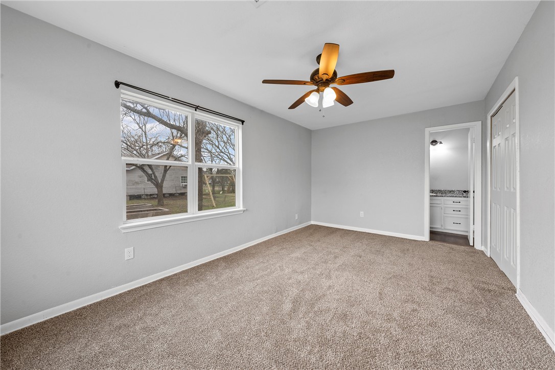 608 Hayes Street McGregor, TX 76657 - Photo 10 of 14