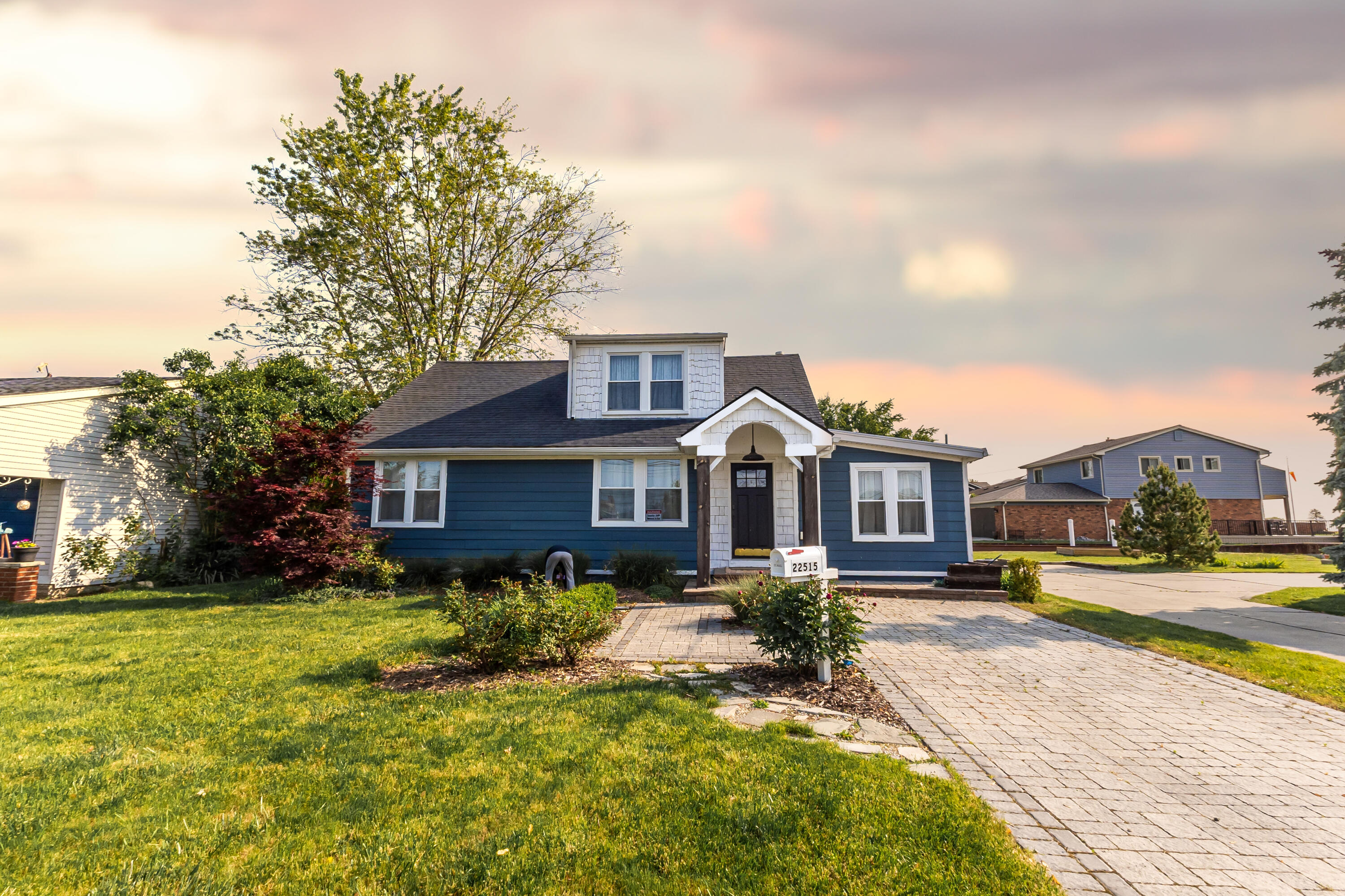 22515 East 10 Mile Road St. Clair Shores, MI 48080 - Photo 1 of 33 IMG_8815