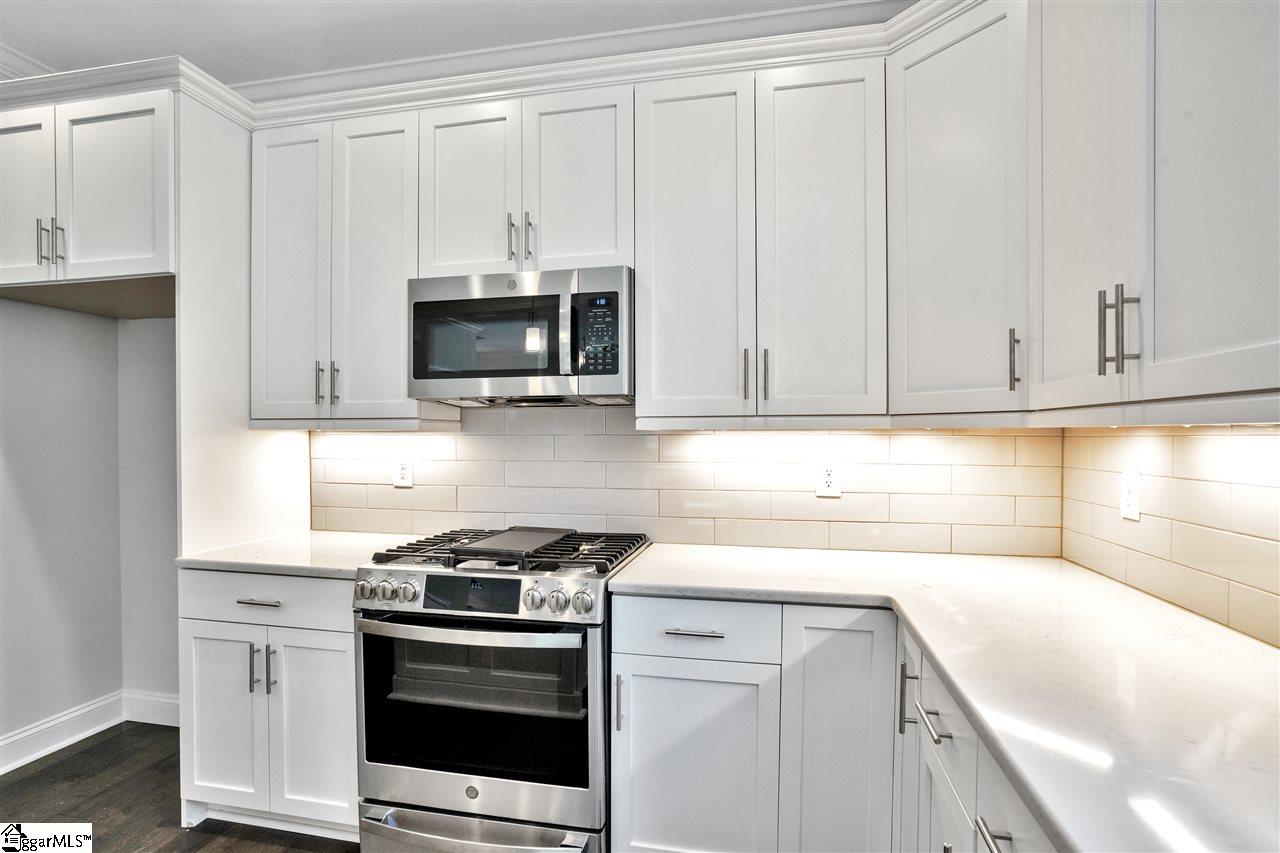 128 Danvers Road Greenville, SC 29607 - Photo 6 of 30 Gallery Image 6