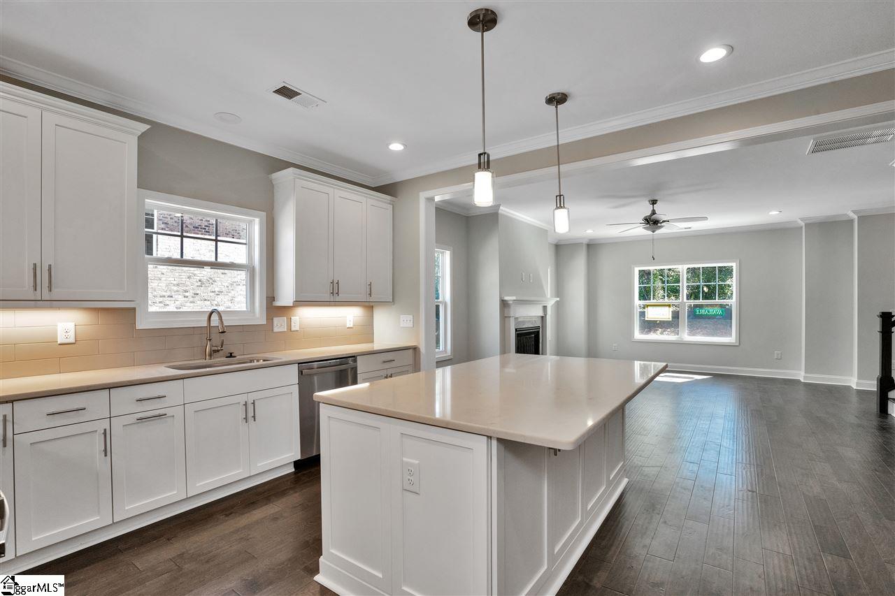 128 Danvers Road Greenville, SC 29607 - Photo 7 of 30 Gallery Image 7