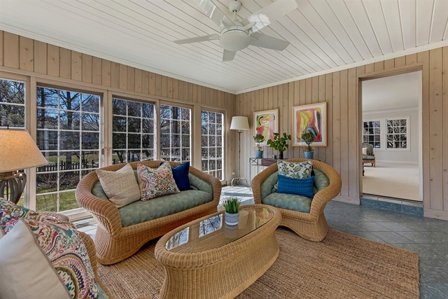155 Spring Lane Winnetka, IL 60093 - Photo 11 of 43 Gallery Image 11